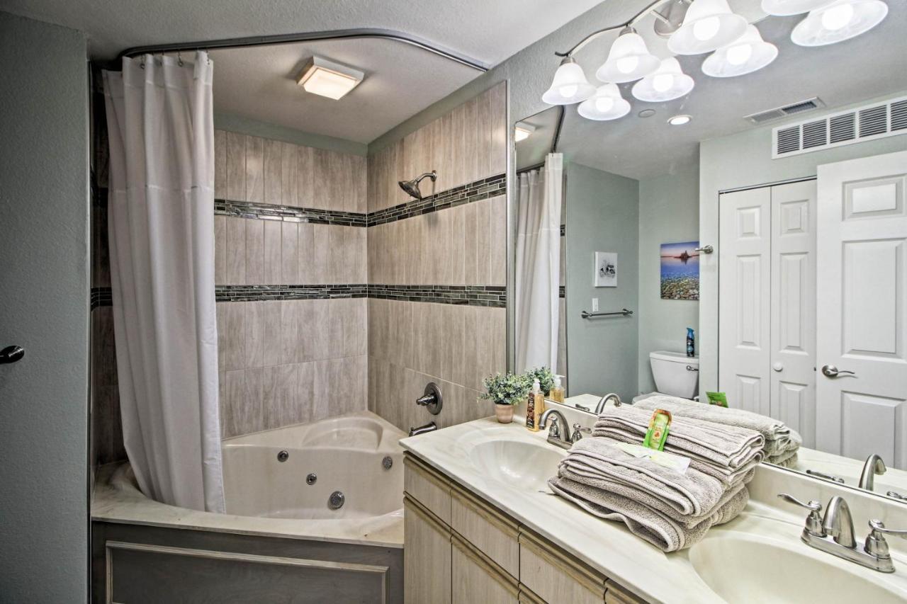 Updated Lake Taneycomo Condo With Screened Porch! Branson Exterior foto